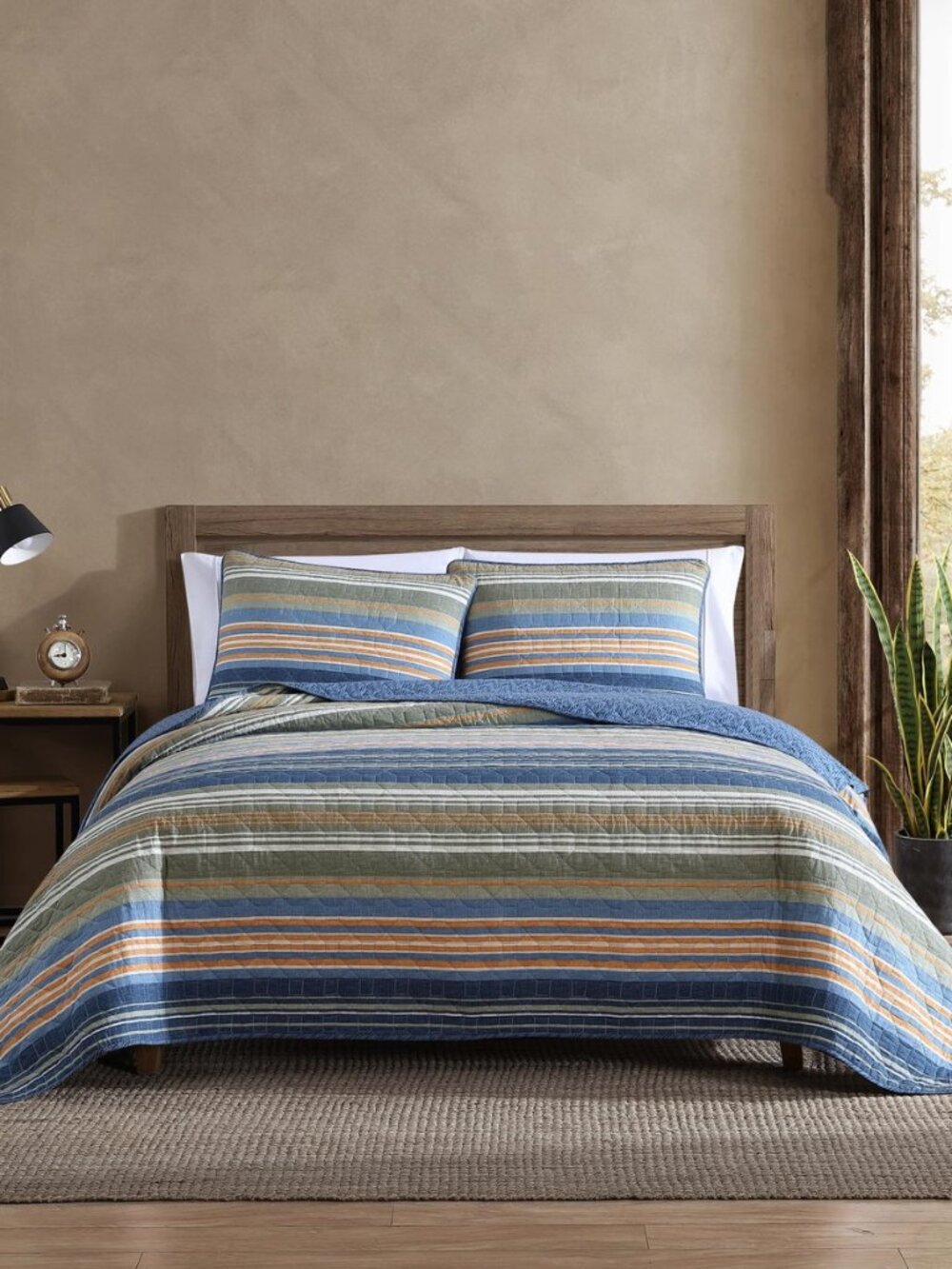 King Cotton Quilt Set with Shams, Reversible Bedding
